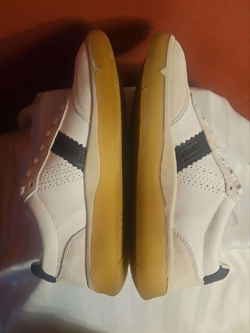 VIONIC City Walk sneakers - Picture 2 of 5